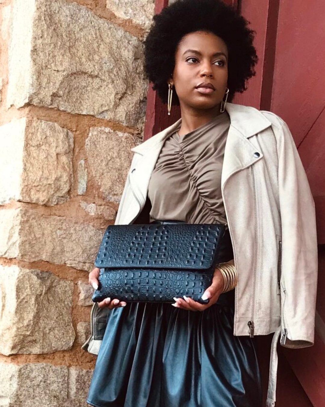 Madison Clutch / Embossed - Black Croc
